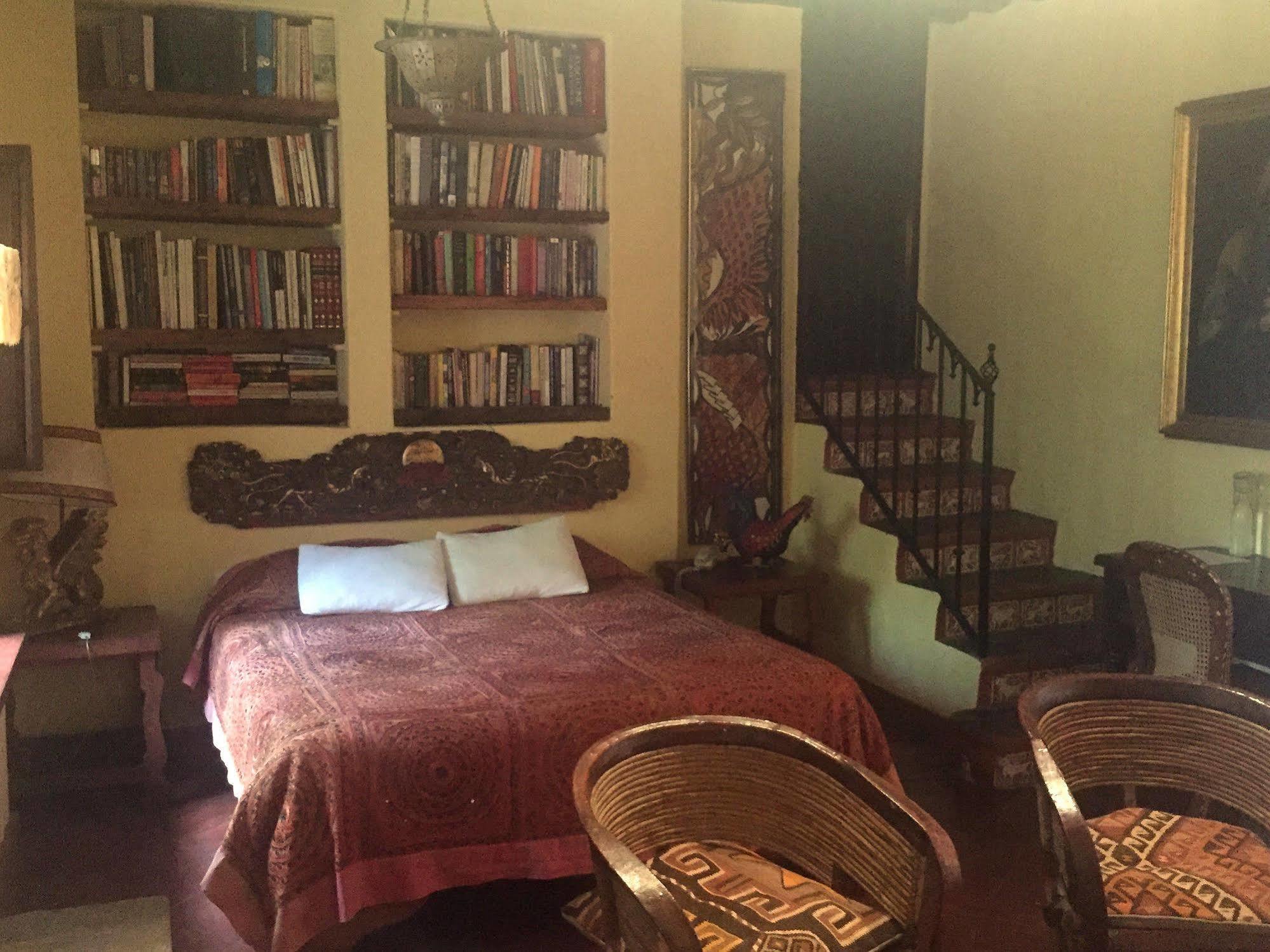 Casa Liza Bed & Breakfast ซานมิเกล เด อาเญนเด ภายนอก รูปภาพ